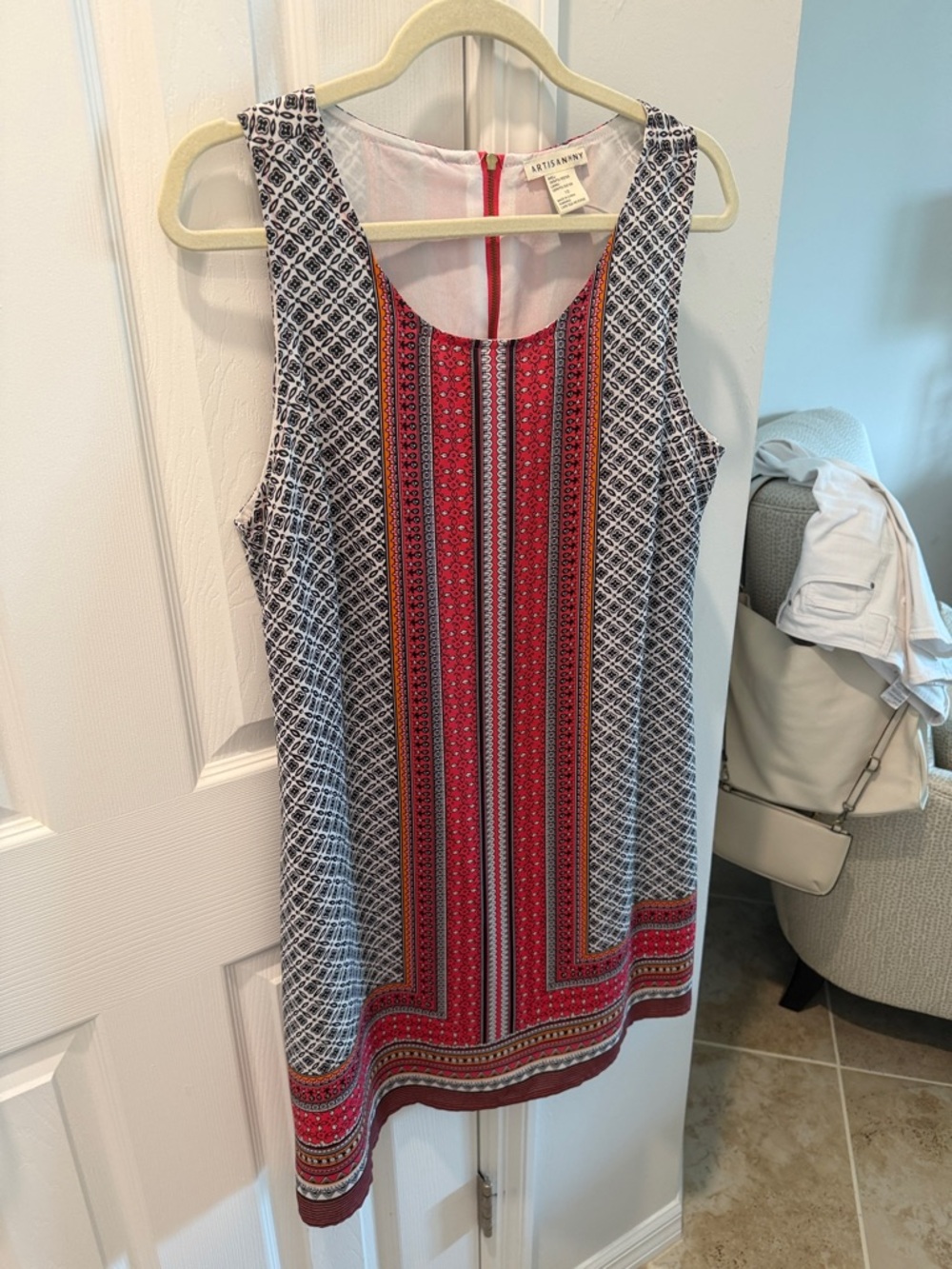 Artisan Ny Red and Black Patterned Sleeveless Dress